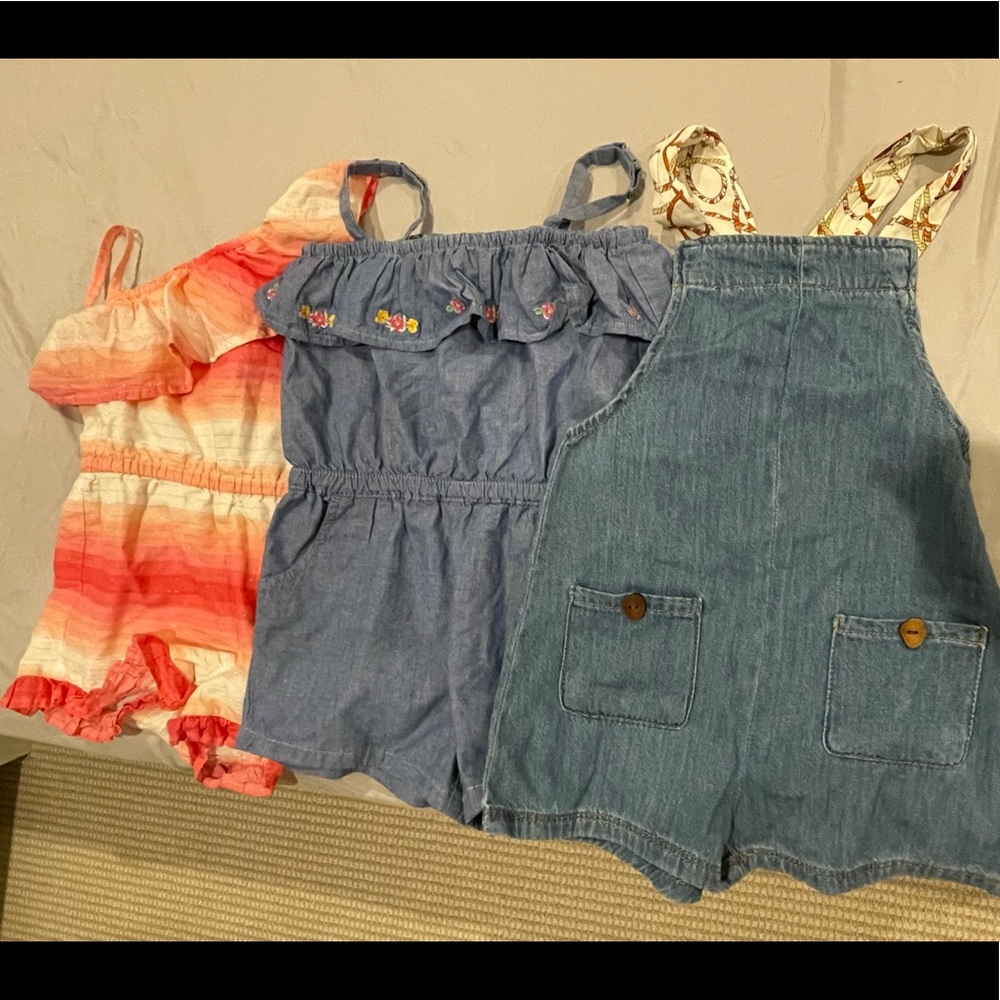 3 pieces of toddler girls rompers.